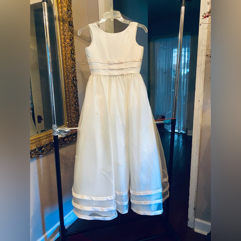 Lilacs & Pearls size: 12